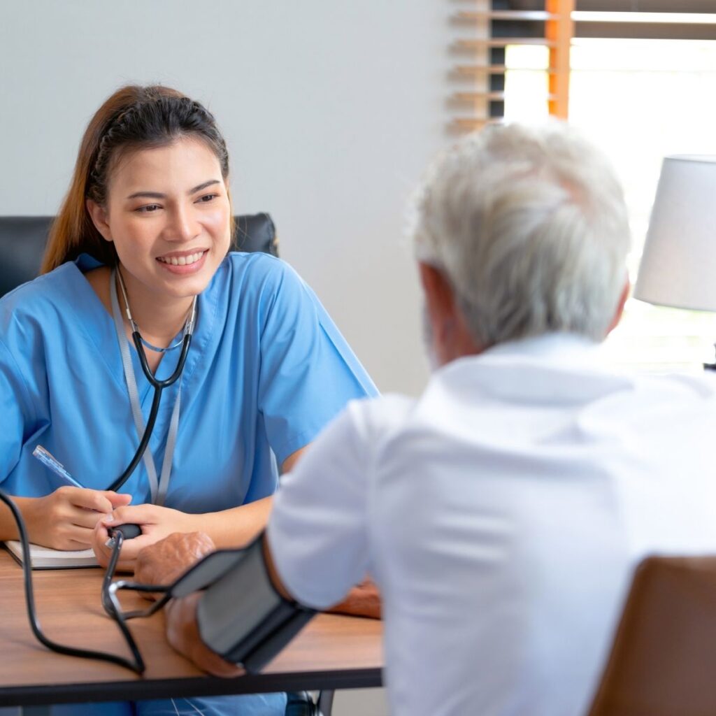 Chăm sóc sức khỏe người cao tuổi
